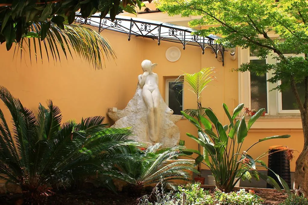 Hotel Villa Torlonia-1
